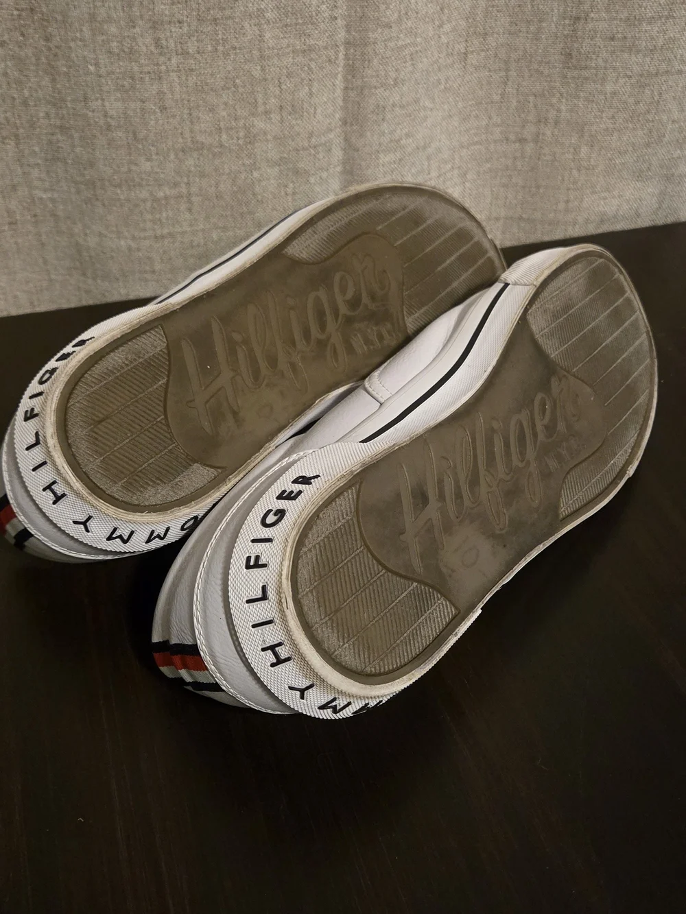 Tommy Hilfiger White Men’s Leather Boat Shoes with Navy Lining